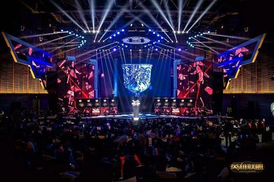 詹姆斯的传 詹姆斯的传